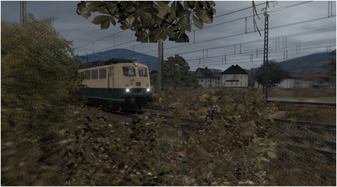Schnappschuss - Verwackelte Einfahrt der Baureihe 140 338-5 | Bahnhof Plettenberg